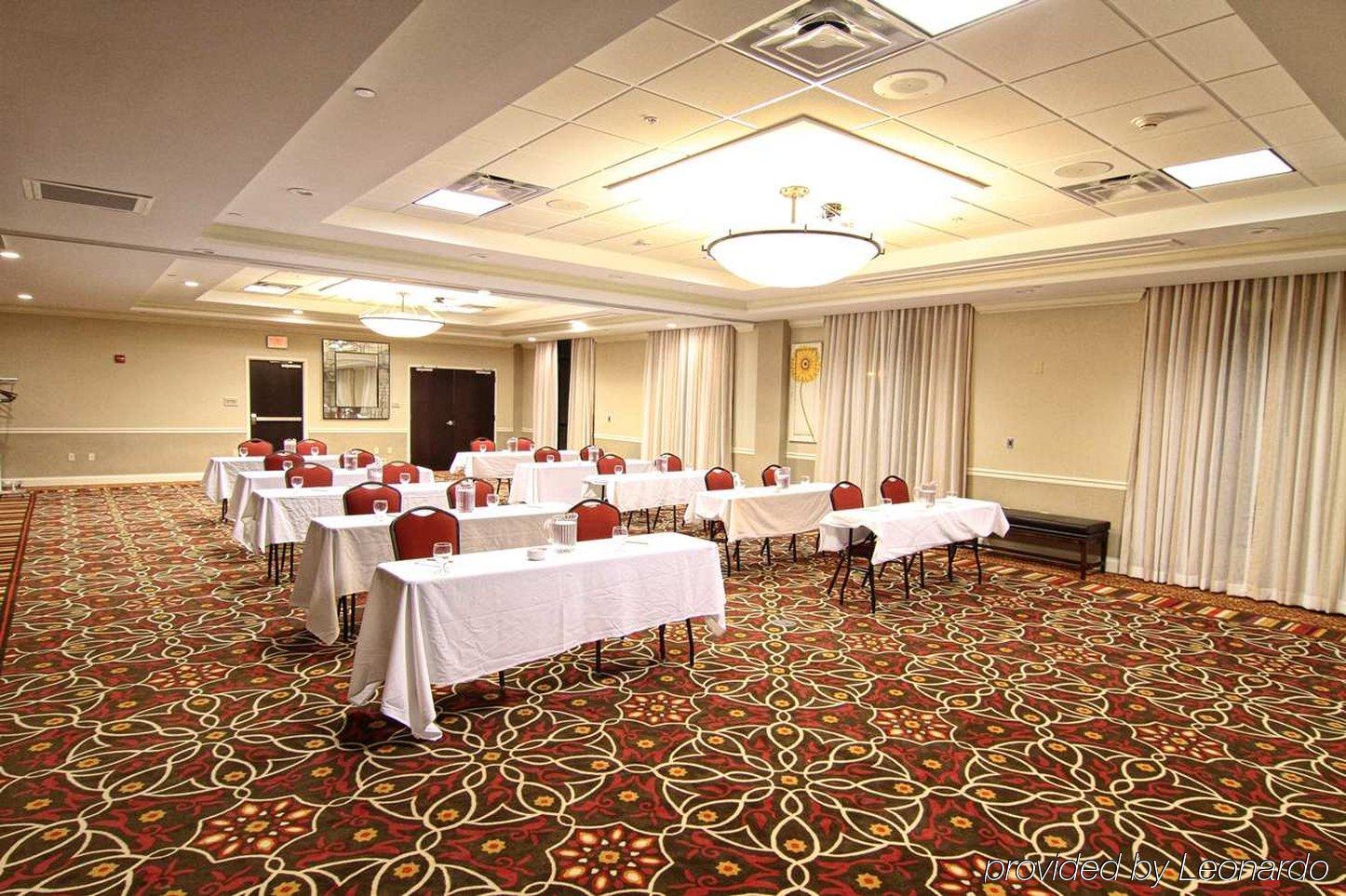 Hilton Garden Inn Пайквил Екстериор снимка