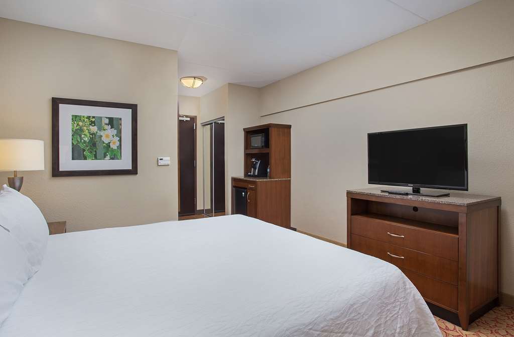 Hilton Garden Inn Пайквил Стая снимка