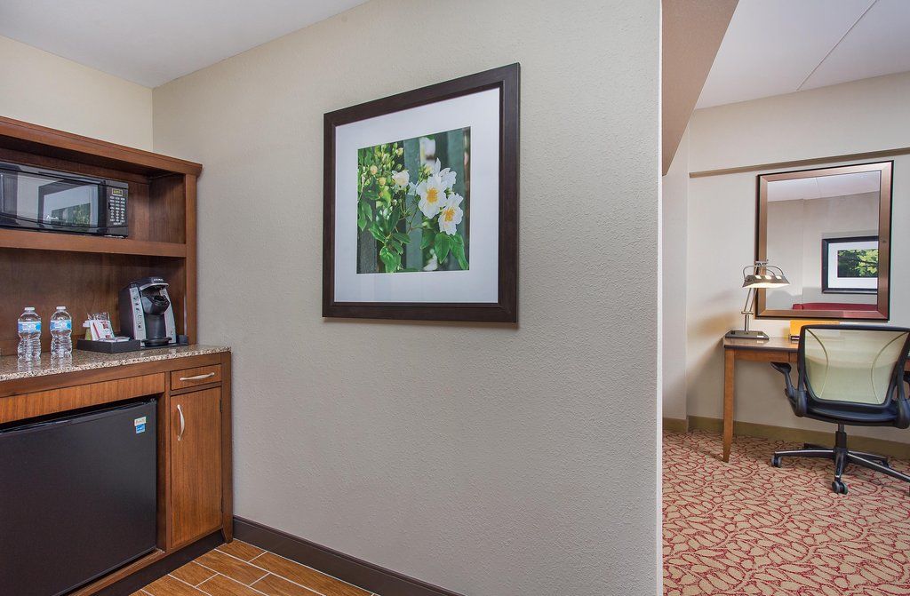Hilton Garden Inn Пайквил Екстериор снимка