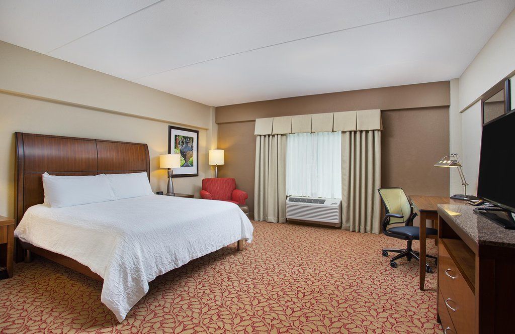 Hilton Garden Inn Пайквил Екстериор снимка
