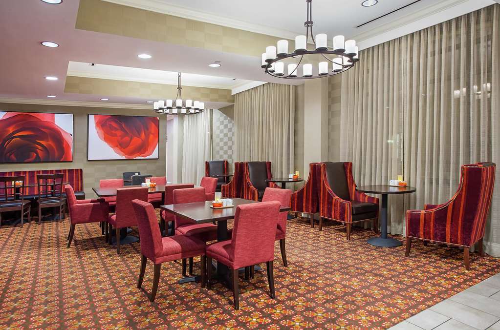Hilton Garden Inn Пайквил Ресторант снимка
